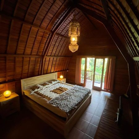 Sugita Wooden House Hotel Payangan Bagian luar foto