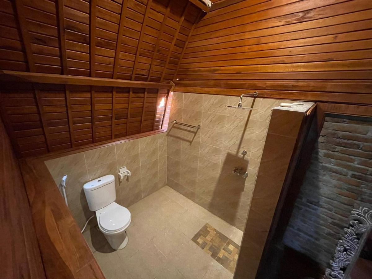 Sugita Wooden House Hotel Payangan Bagian luar foto