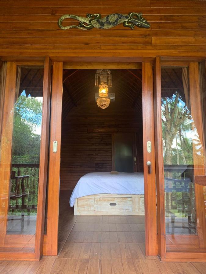 Sugita Wooden House Hotel Payangan Bagian luar foto
